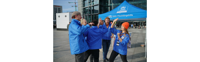  Kommunikationsskills Next Level in deinen Semesterferien - verdiene bis zu 3.500 € / mtl. (Festgehalt + Prämien) als Promoter (m/w/d) Neukirchen-Vluyn 