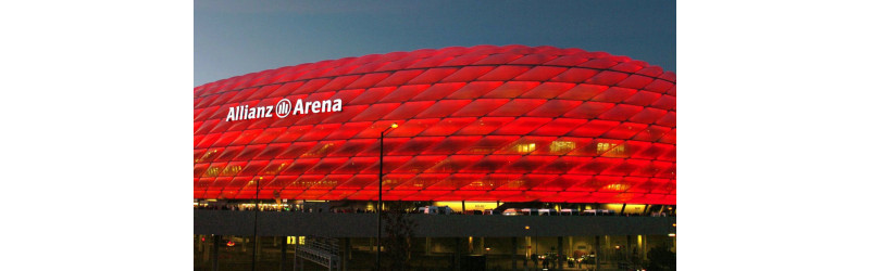 NEBENJOB VIP KELLNER (A) - SPIEL: BAYERN MÜNCHEN VS FC St. Pauli - BAYERN ARENA